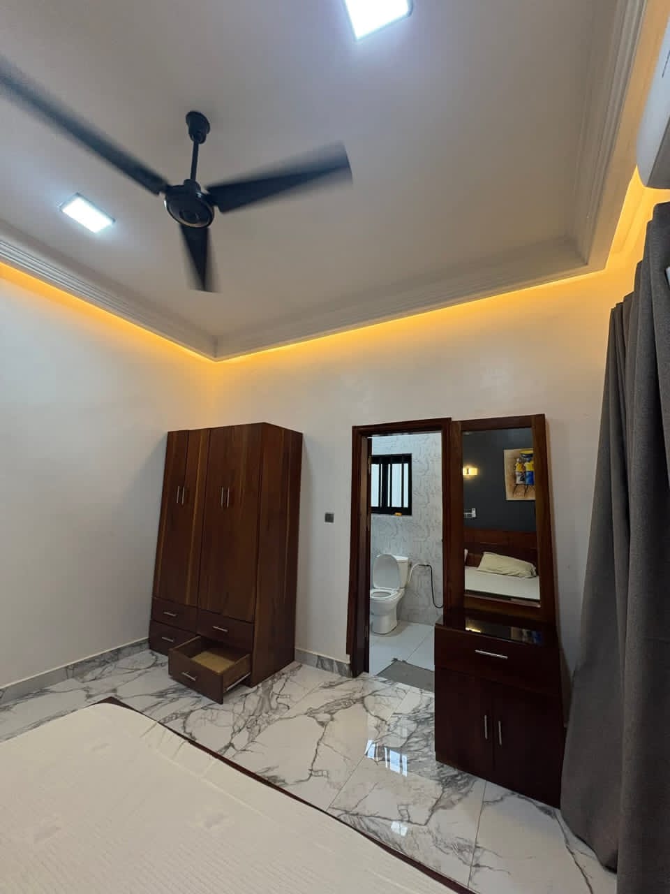 Immobilier au Bénin, Agence Immobilier au Bénin, Immobilier à Cotonou, Appartement meublé à louer à Cotonou, Chambre à louer au Bénin