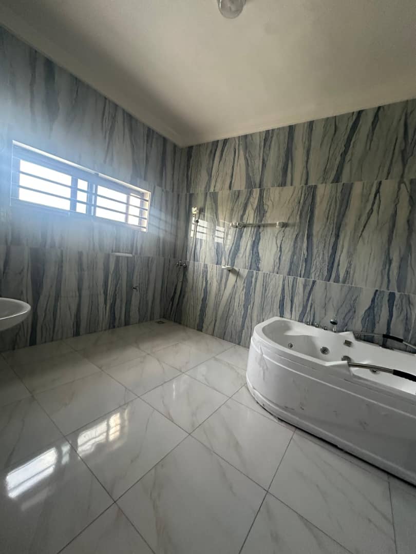 Immobilier au Bénin, Agence Immobilier au Bénin, Immobilier à Cotonou, Appartement meublé à louer à Cotonou, Chambre à louer au Bénin