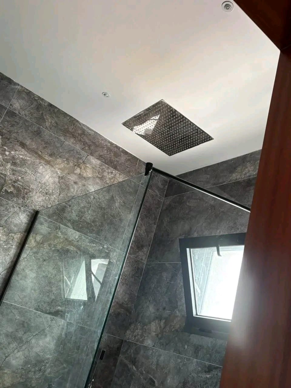 Immobilier au Bénin, Agence Immobilier au Bénin, Immobilier à Cotonou, Appartement meublé à louer à Cotonou, Chambre à louer au Bénin